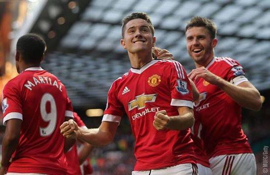 式值得每位 式值得每位